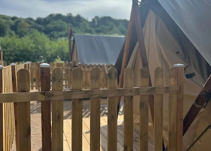 宜佳拉圣塞巴斯蒂安露营地 2* 圣塞瓦斯蒂安