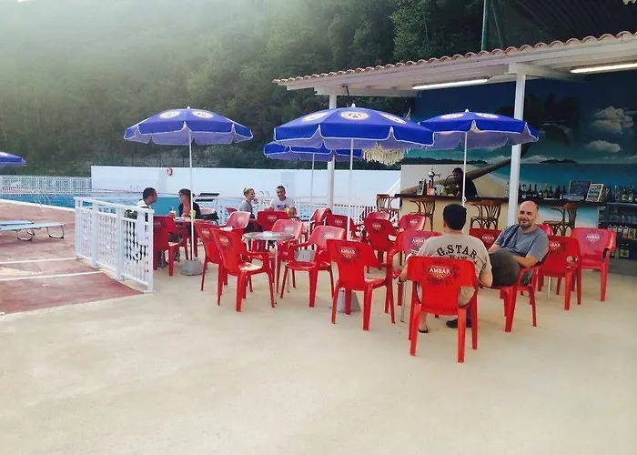 宜佳拉圣塞巴斯蒂安露营地 2* 圣塞瓦斯蒂安